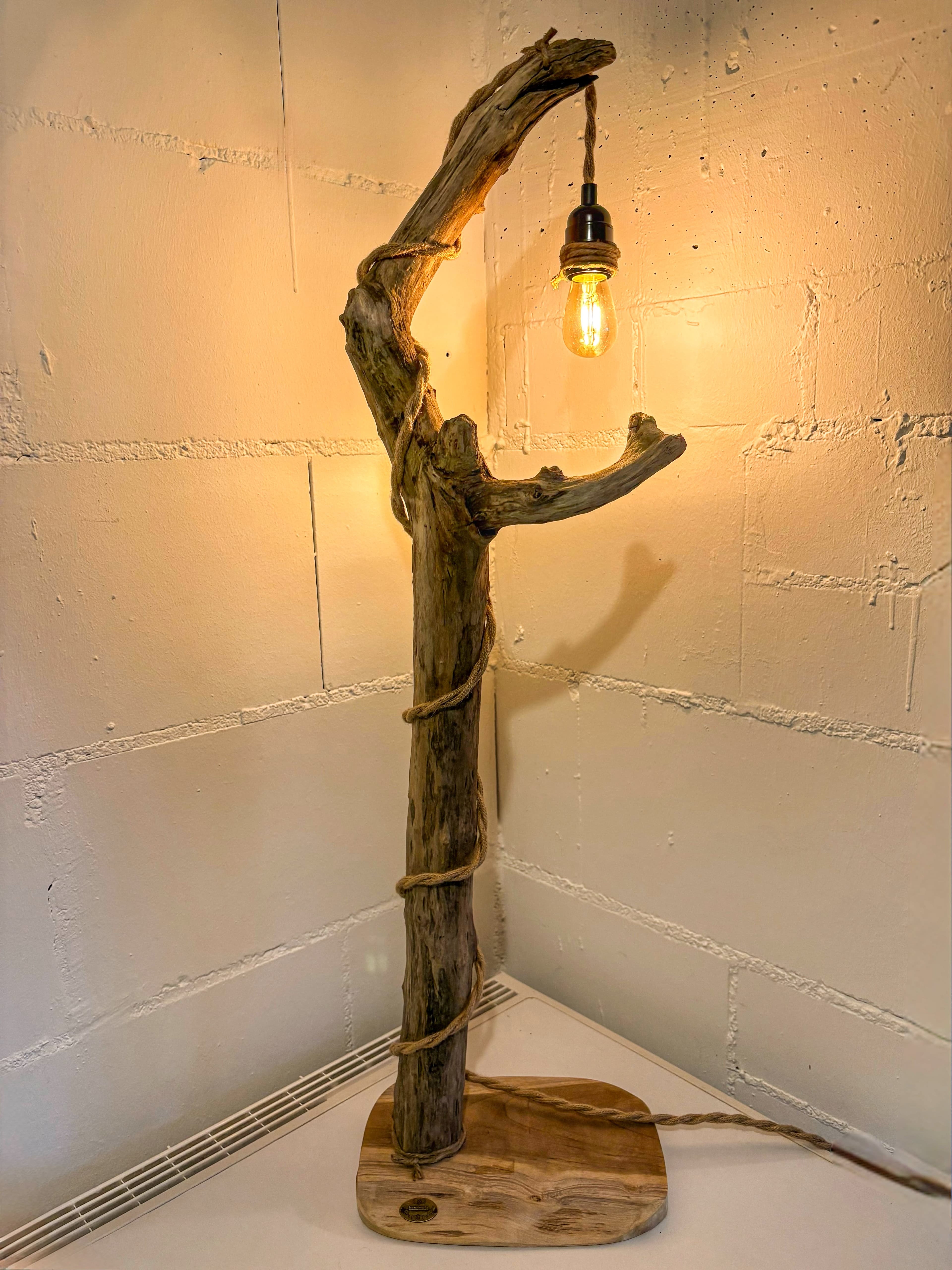 Treibholz Tischlampe 